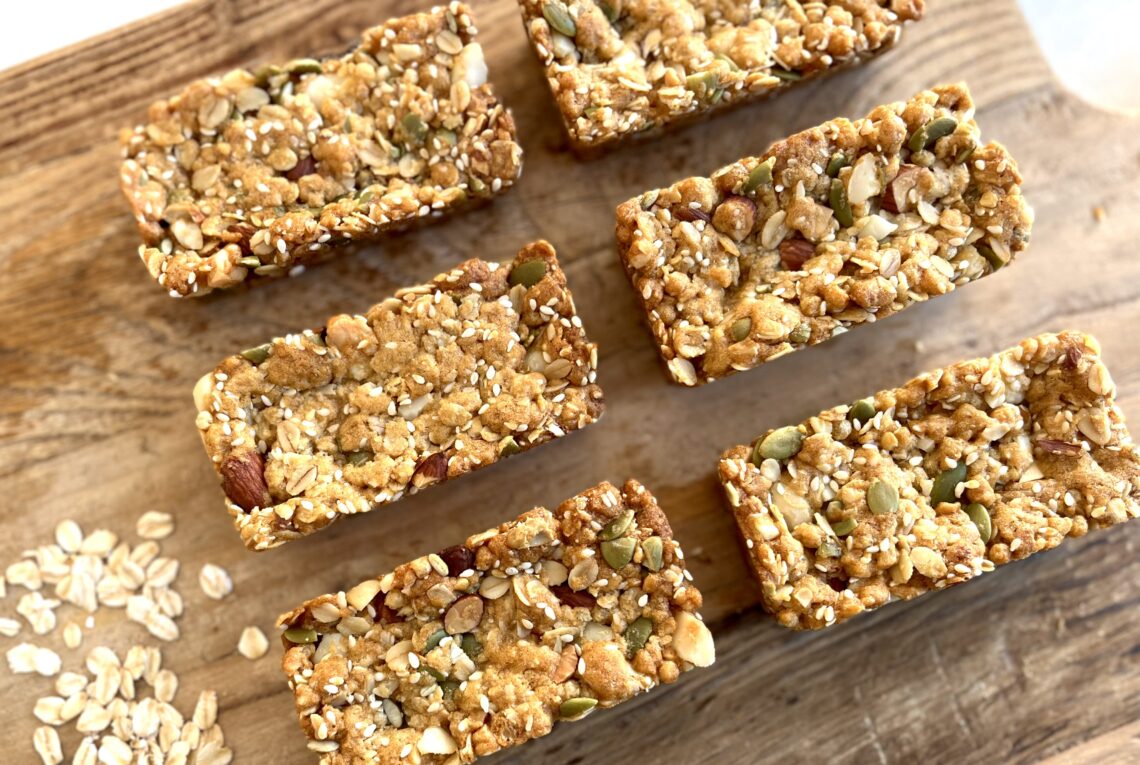 Oaty Macadamia Bars
