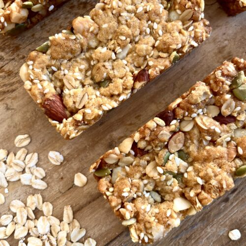 Oaty Macadamia Bars